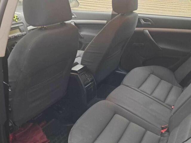 Бежевий Шкода Октавія, об'ємом двигуна 1.6 л та пробігом 175 тис. км за 5332 $, фото 5 на Automoto.ua