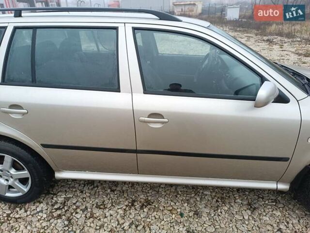 Бежевий Шкода Октавія, об'ємом двигуна 1.6 л та пробігом 257 тис. км за 4500 $, фото 3 на Automoto.ua