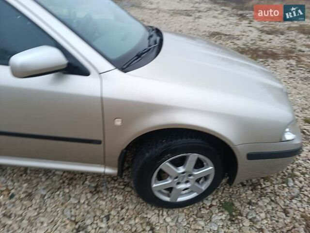 Бежевий Шкода Октавія, об'ємом двигуна 1.6 л та пробігом 257 тис. км за 4500 $, фото 4 на Automoto.ua