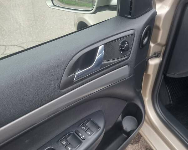 Бежевый Шкода Октавия, объемом двигателя 1.6 л и пробегом 189 тыс. км за 6700 $, фото 19 на Automoto.ua