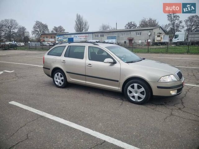 Бежевый Шкода Октавия, объемом двигателя 1.6 л и пробегом 189 тыс. км за 6700 $, фото 5 на Automoto.ua