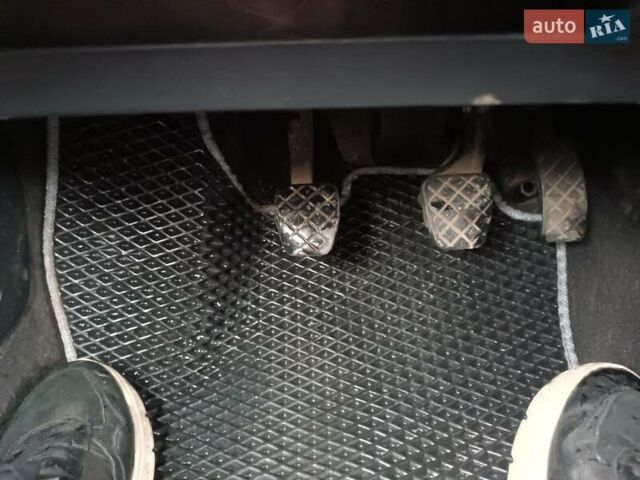 Бежевий Шкода Октавія, об'ємом двигуна 1.6 л та пробігом 257 тис. км за 4500 $, фото 13 на Automoto.ua