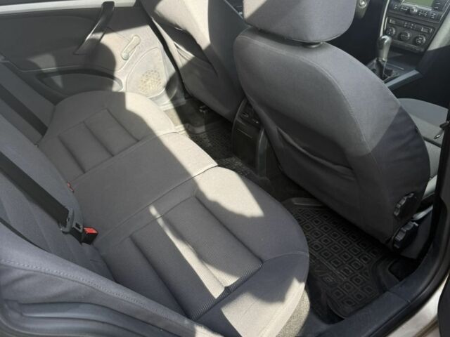 Бежевий Шкода Октавія, об'ємом двигуна 1.6 л та пробігом 258 тис. км за 5800 $, фото 8 на Automoto.ua