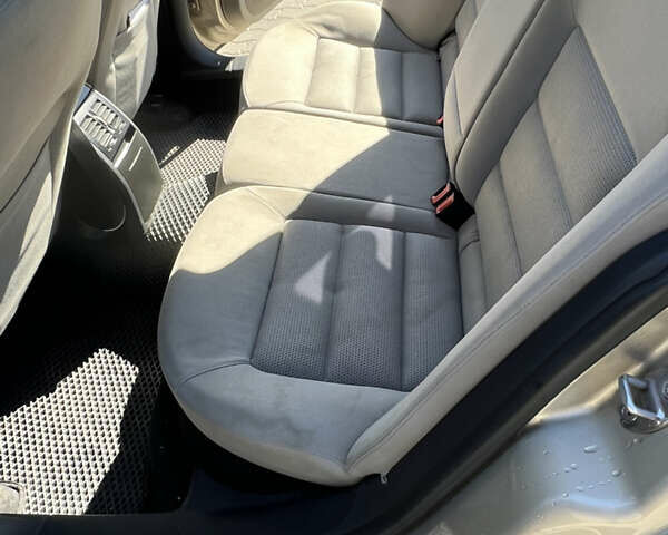 Бежевий Шкода Октавія, об'ємом двигуна 1.6 л та пробігом 200 тис. км за 6000 $, фото 13 на Automoto.ua