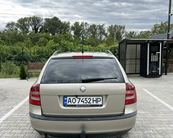Бежевый Шкода Октавия, объемом двигателя 1.9 л и пробегом 397 тыс. км за 5800 $, фото 4 на Automoto.ua