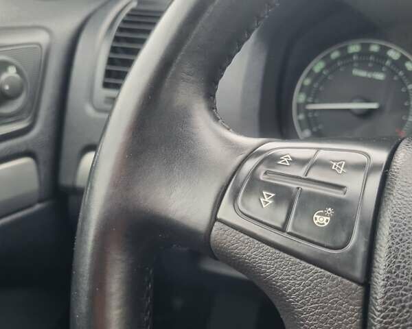 Бежевый Шкода Октавия, объемом двигателя 1.6 л и пробегом 189 тыс. км за 6700 $, фото 71 на Automoto.ua