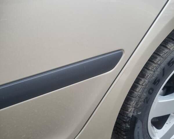 Бежевый Шкода Октавия, объемом двигателя 1.6 л и пробегом 189 тыс. км за 6700 $, фото 47 на Automoto.ua