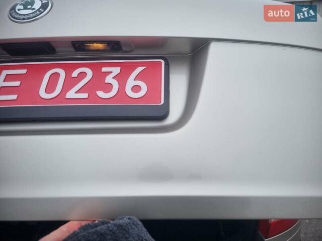 Бежевый Шкода Октавия, объемом двигателя 1.6 л и пробегом 189 тыс. км за 6700 $, фото 12 на Automoto.ua