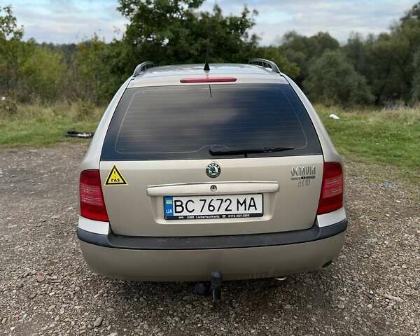 Бежевий Шкода Октавія, об'ємом двигуна 1.6 л та пробігом 224 тис. км за 4499 $, фото 8 на Automoto.ua