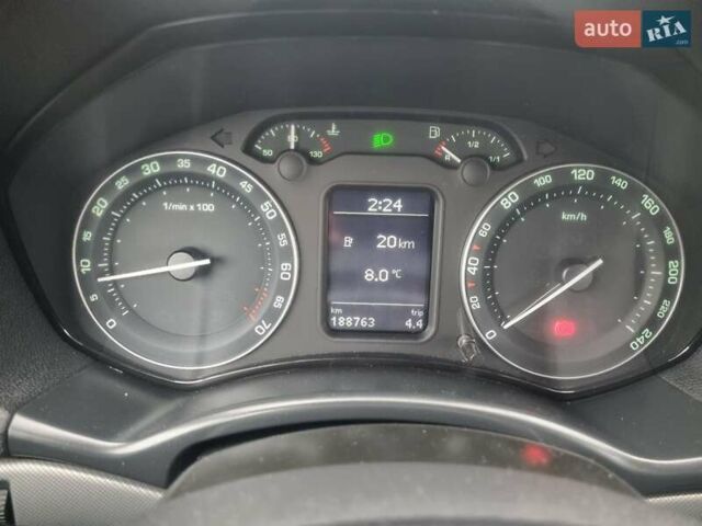 Бежевый Шкода Октавия, объемом двигателя 1.6 л и пробегом 189 тыс. км за 6700 $, фото 72 на Automoto.ua