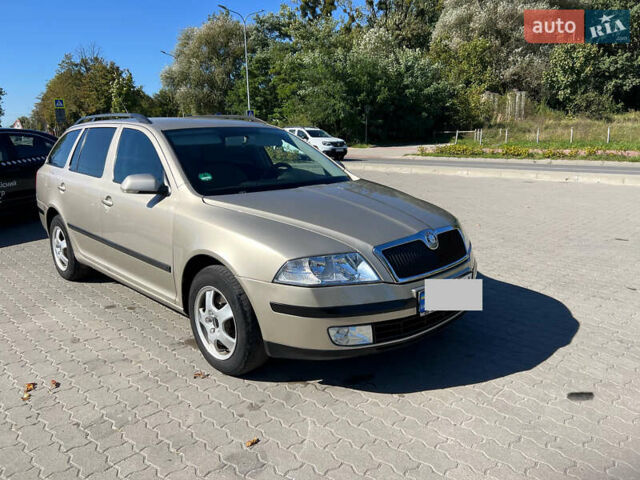 Бежевий Шкода Октавія, об'ємом двигуна 1.6 л та пробігом 200 тис. км за 6000 $, фото 3 на Automoto.ua