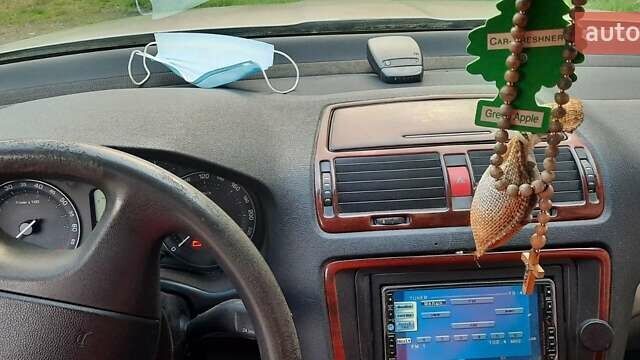 Бежевый Шкода Октавия, объемом двигателя 0 л и пробегом 147 тыс. км за 6100 $, фото 8 на Automoto.ua