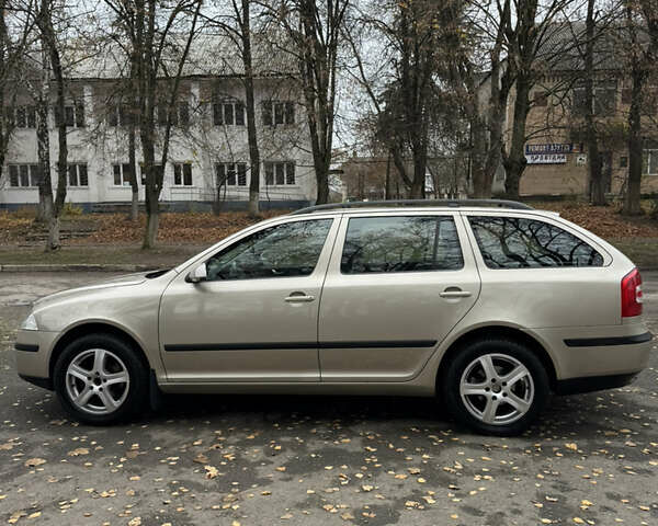 Бежевый Шкода Октавия, объемом двигателя 1.6 л и пробегом 285 тыс. км за 4550 $, фото 17 на Automoto.ua