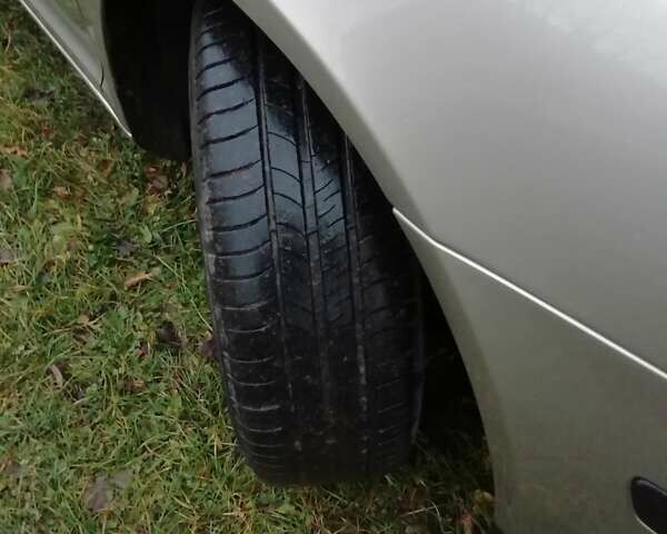 Бежевый Шкода Октавия, объемом двигателя 1.6 л и пробегом 198 тыс. км за 5900 $, фото 4 на Automoto.ua