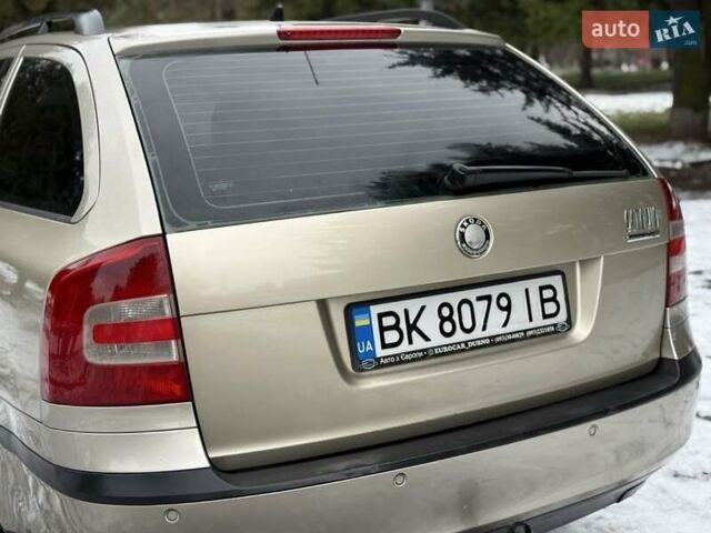 Бежевый Шкода Октавия, объемом двигателя 2 л и пробегом 248 тыс. км за 4850 $, фото 5 на Automoto.ua