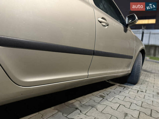 Бежевый Шкода Октавия, объемом двигателя 1.9 л и пробегом 300 тыс. км за 2850 $, фото 13 на Automoto.ua