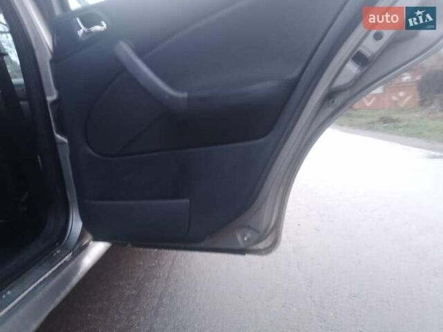 Бежевый Шкода Октавия, объемом двигателя 1.8 л и пробегом 230 тыс. км за 5600 $, фото 17 на Automoto.ua