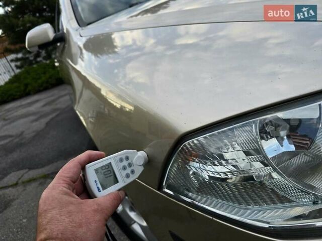 Бежевый Шкода Октавия, объемом двигателя 1.6 л и пробегом 228 тыс. км за 6700 $, фото 36 на Automoto.ua