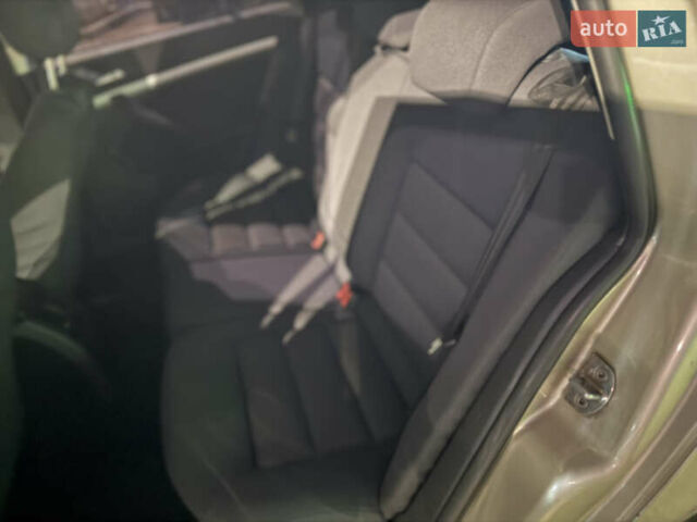 Бежевый Шкода Октавия, объемом двигателя 1.9 л и пробегом 300 тыс. км за 2850 $, фото 17 на Automoto.ua