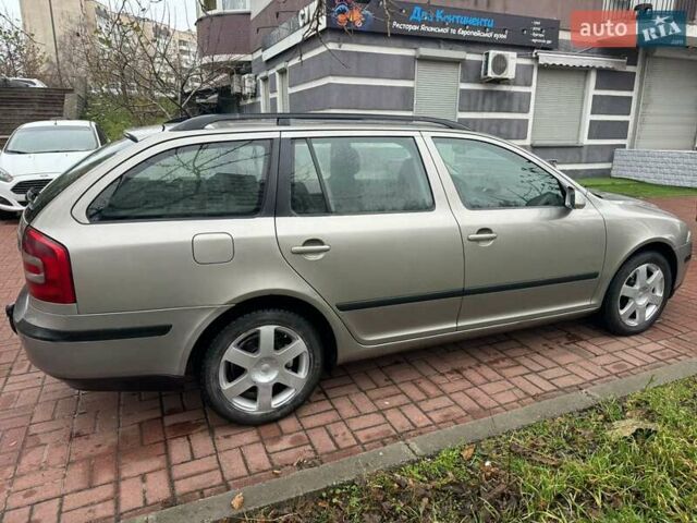 Бежевый Шкода Октавия, объемом двигателя 1.97 л и пробегом 275 тыс. км за 5200 $, фото 17 на Automoto.ua