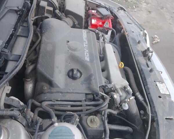 Бежевый Шкода Октавия, объемом двигателя 1.8 л и пробегом 230 тыс. км за 5600 $, фото 28 на Automoto.ua