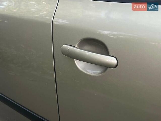 Бежевий Шкода Октавія, об'ємом двигуна 2 л та пробігом 310 тис. км за 5490 $, фото 33 на Automoto.ua