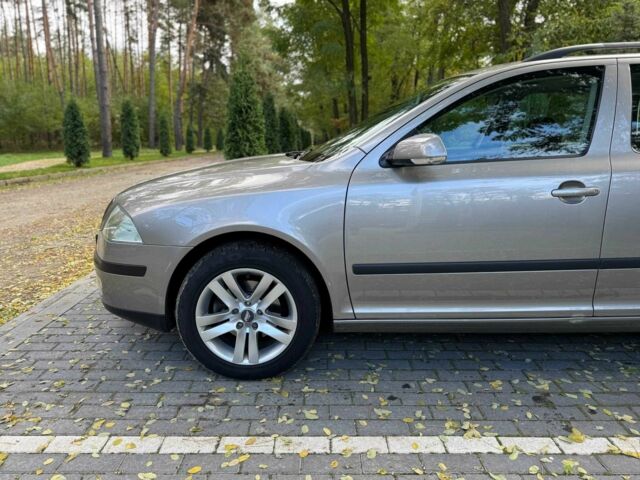 Шкода Октавия 2006 в Киеве на Automoto.ua Бежевый Шкода Октавия, объемом двигателя 1.6 л и пробегом 165 тыс. км за 6299 $, фото 15 на Automoto.ua