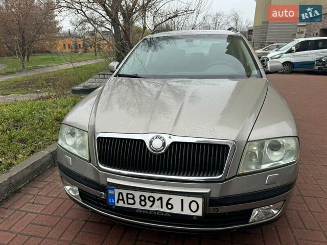 Бежевый Шкода Октавия, объемом двигателя 1.97 л и пробегом 275 тыс. км за 5200 $, фото 13 на Automoto.ua