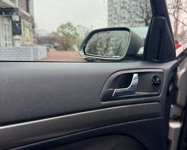 Бежевый Шкода Октавия, объемом двигателя 1.97 л и пробегом 275 тыс. км за 5200 $, фото 12 на Automoto.ua