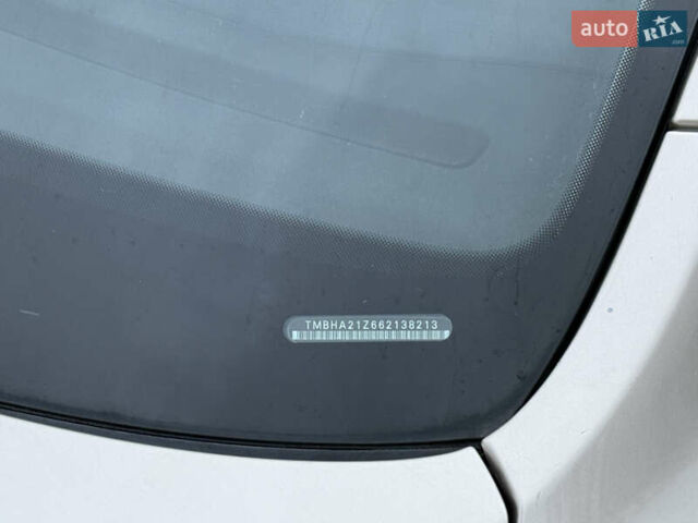 Бежевий Шкода Октавія, об'ємом двигуна 1.6 л та пробігом 206 тис. км за 4950 $, фото 6 на Automoto.ua