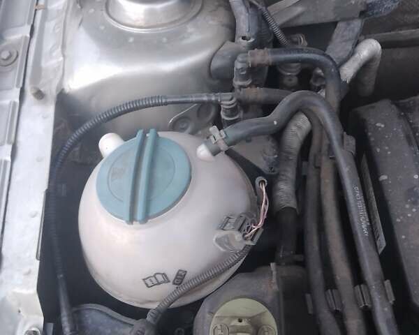 Бежевый Шкода Октавия, объемом двигателя 1.8 л и пробегом 230 тыс. км за 5600 $, фото 26 на Automoto.ua