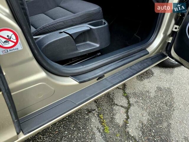 Бежевый Шкода Октавия, объемом двигателя 1.6 л и пробегом 228 тыс. км за 6700 $, фото 67 на Automoto.ua