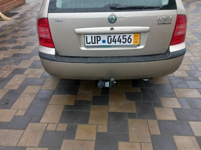 Бежевый Шкода Октавия, объемом двигателя 0 л и пробегом 183 тыс. км за 5517 $, фото 5 на Automoto.ua