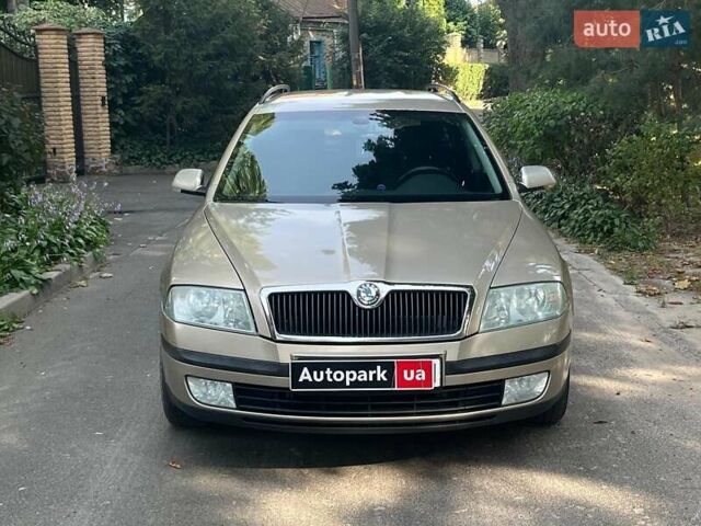 Бежевий Шкода Октавія, об'ємом двигуна 2 л та пробігом 310 тис. км за 5490 $, фото 1 на Automoto.ua