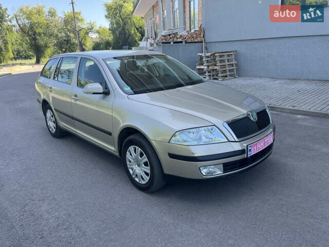 Бежевий Шкода Октавія, об'ємом двигуна 1.6 л та пробігом 145 тис. км за 5500 $, фото 12 на Automoto.ua