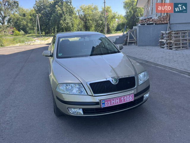 Бежевий Шкода Октавія, об'ємом двигуна 1.6 л та пробігом 145 тис. км за 5500 $, фото 20 на Automoto.ua
