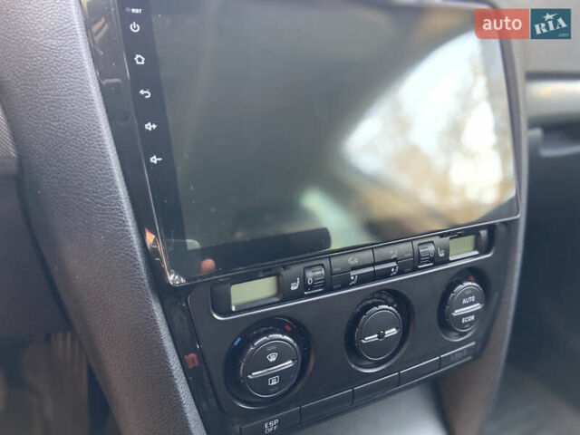 Бежевый Шкода Октавия, объемом двигателя 1.98 л и пробегом 250 тыс. км за 5850 $, фото 12 на Automoto.ua