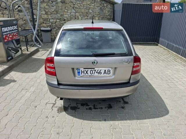 Шкода Октавія 2006 у Хмельницькому на Automoto.ua Бежевий Шкода Октавія, об'ємом двигуна 1.6 л та пробігом 225 тис. км за 6999 $, фото 2 на Automoto.ua