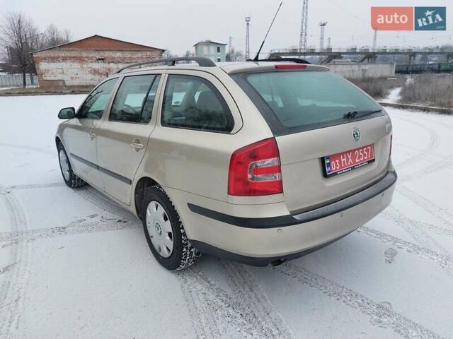 Бежевый Шкода Октавия, объемом двигателя 1.6 л и пробегом 200 тыс. км за 6300 $, фото 11 на Automoto.ua