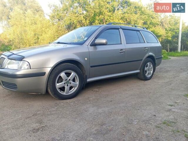 Бежевий Шкода Октавія, об'ємом двигуна 1.6 л та пробігом 239 тис. км за 6000 $, фото 16 на Automoto.ua