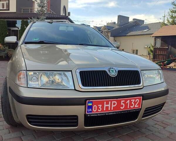 Бежевый Шкода Октавия, объемом двигателя 1.6 л и пробегом 212 тыс. км за 5600 $, фото 6 на Automoto.ua