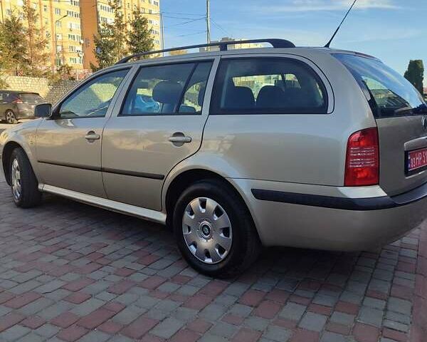 Бежевый Шкода Октавия, объемом двигателя 1.6 л и пробегом 212 тыс. км за 5600 $, фото 10 на Automoto.ua