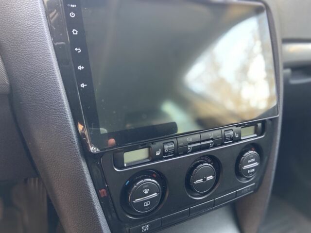 Бежевий Шкода Октавія, об'ємом двигуна 2 л та пробігом 250 тис. км за 5850 $, фото 12 на Automoto.ua