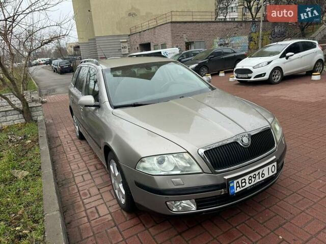 Бежевый Шкода Октавия, объемом двигателя 1.97 л и пробегом 275 тыс. км за 5200 $, фото 14 на Automoto.ua
