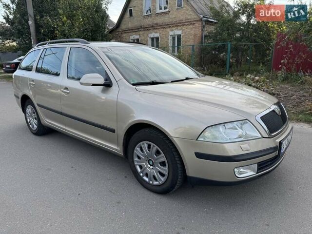 Бежевый Шкода Октавия, объемом двигателя 2 л и пробегом 218 тыс. км за 6800 $, фото 17 на Automoto.ua