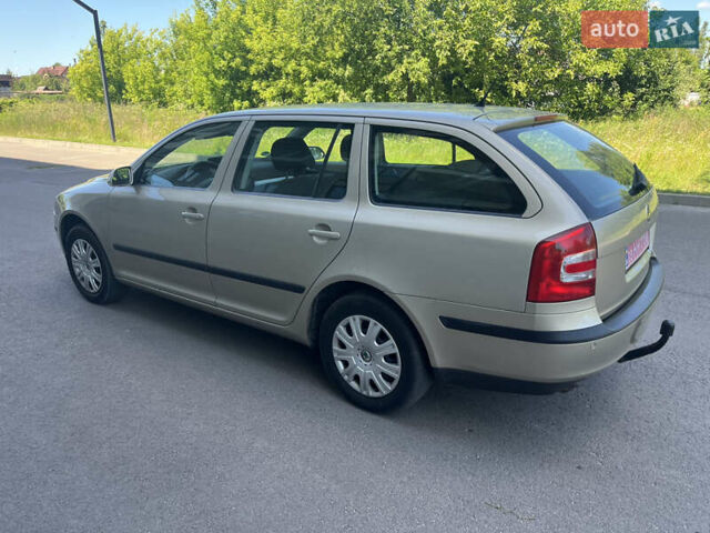 Бежевий Шкода Октавія, об'ємом двигуна 1.6 л та пробігом 145 тис. км за 5500 $, фото 19 на Automoto.ua