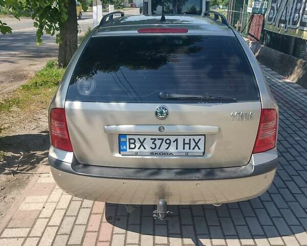 Бежевый Шкода Октавия, объемом двигателя 1.6 л и пробегом 260 тыс. км за 5200 $, фото 5 на Automoto.ua