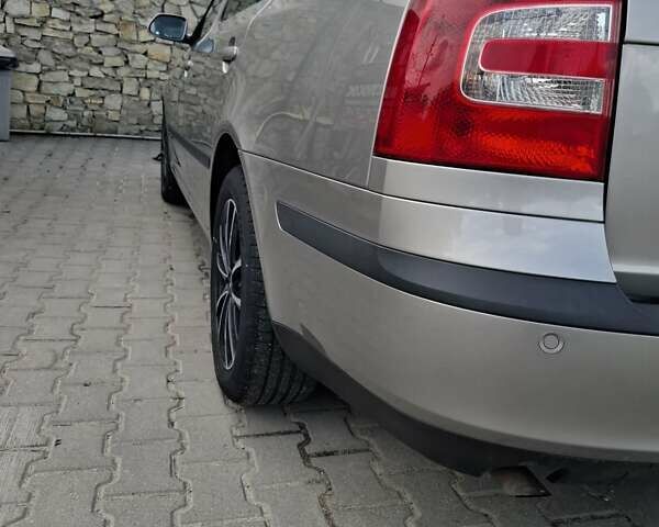 Шкода Октавія 2006 у Хмельницькому на Automoto.ua Бежевий Шкода Октавія, об'ємом двигуна 1.6 л та пробігом 225 тис. км за 6999 $, фото 11 на Automoto.ua