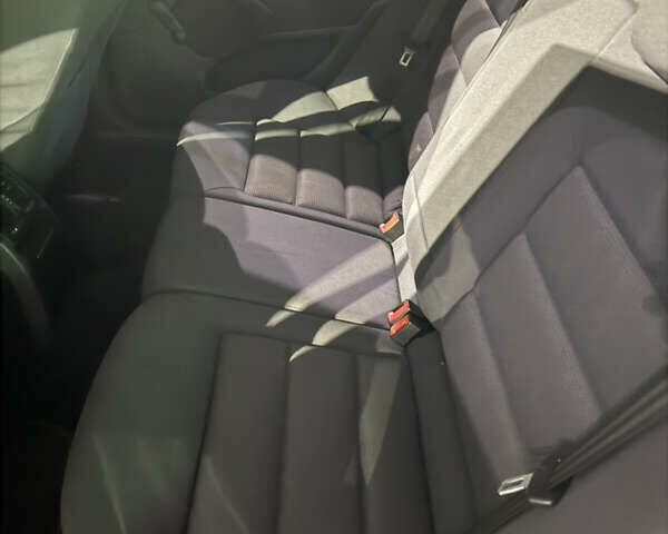 Бежевый Шкода Октавия, объемом двигателя 1.9 л и пробегом 300 тыс. км за 2850 $, фото 18 на Automoto.ua