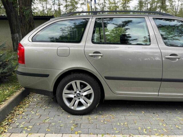 Шкода Октавия 2006 в Киеве на Automoto.ua Бежевый Шкода Октавия, объемом двигателя 1.6 л и пробегом 165 тыс. км за 6299 $, фото 5 на Automoto.ua